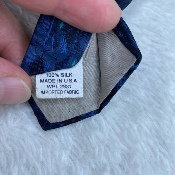Vintage 80’s Mens Bon Jour 100% silk necktie navy blue with splatter speckles - Picture 4 of 6